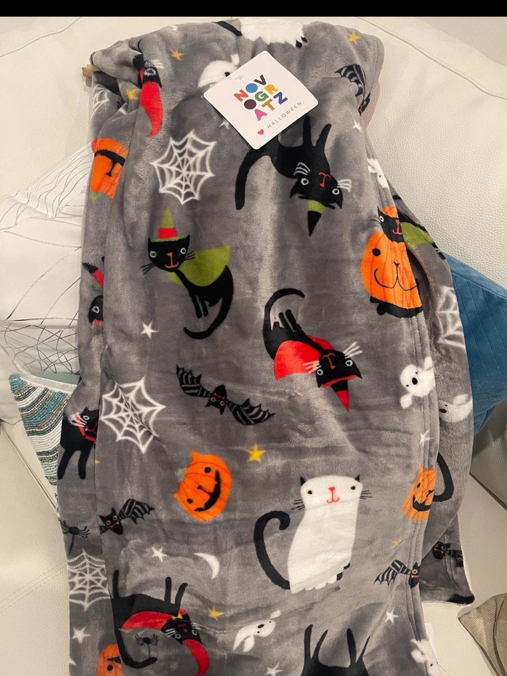 Novelty Kids Halloween Cat & Pumpkin Costume Blanket - Gray